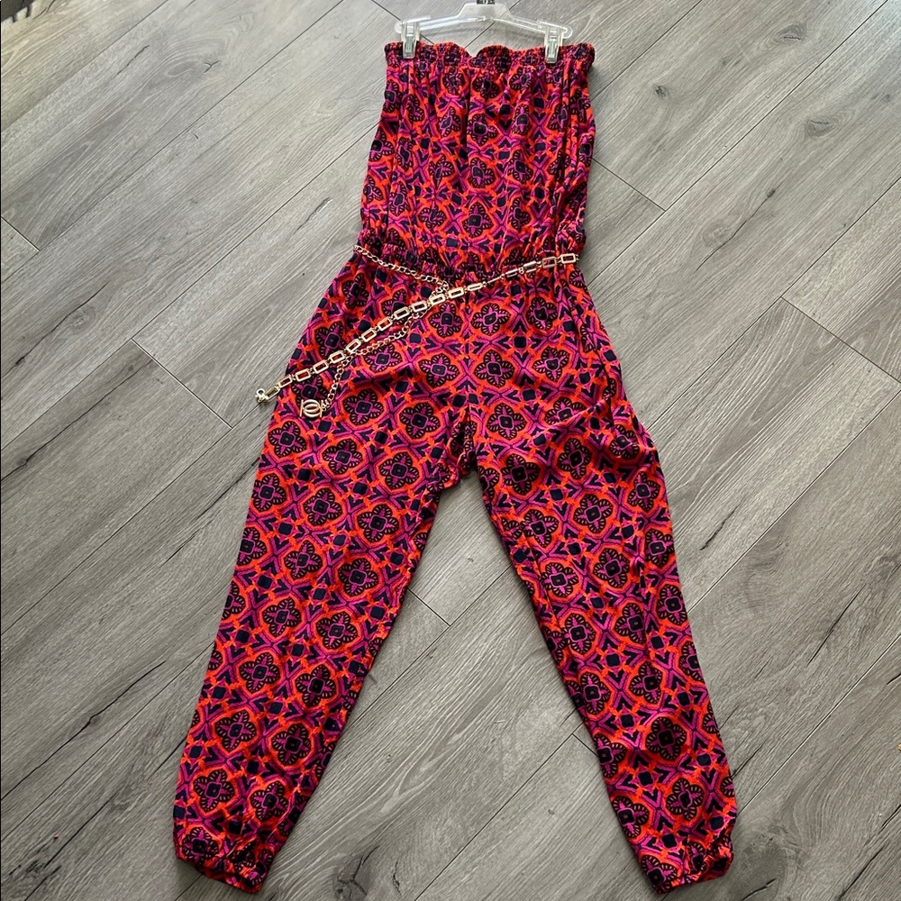 ❤️💜EUC Banana Republic Strapless jumpsuit.